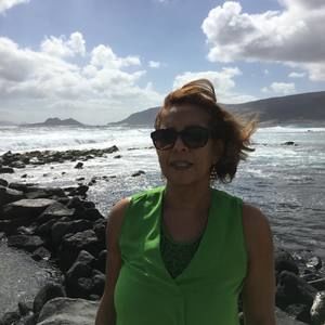 Meet your Posher, Ana